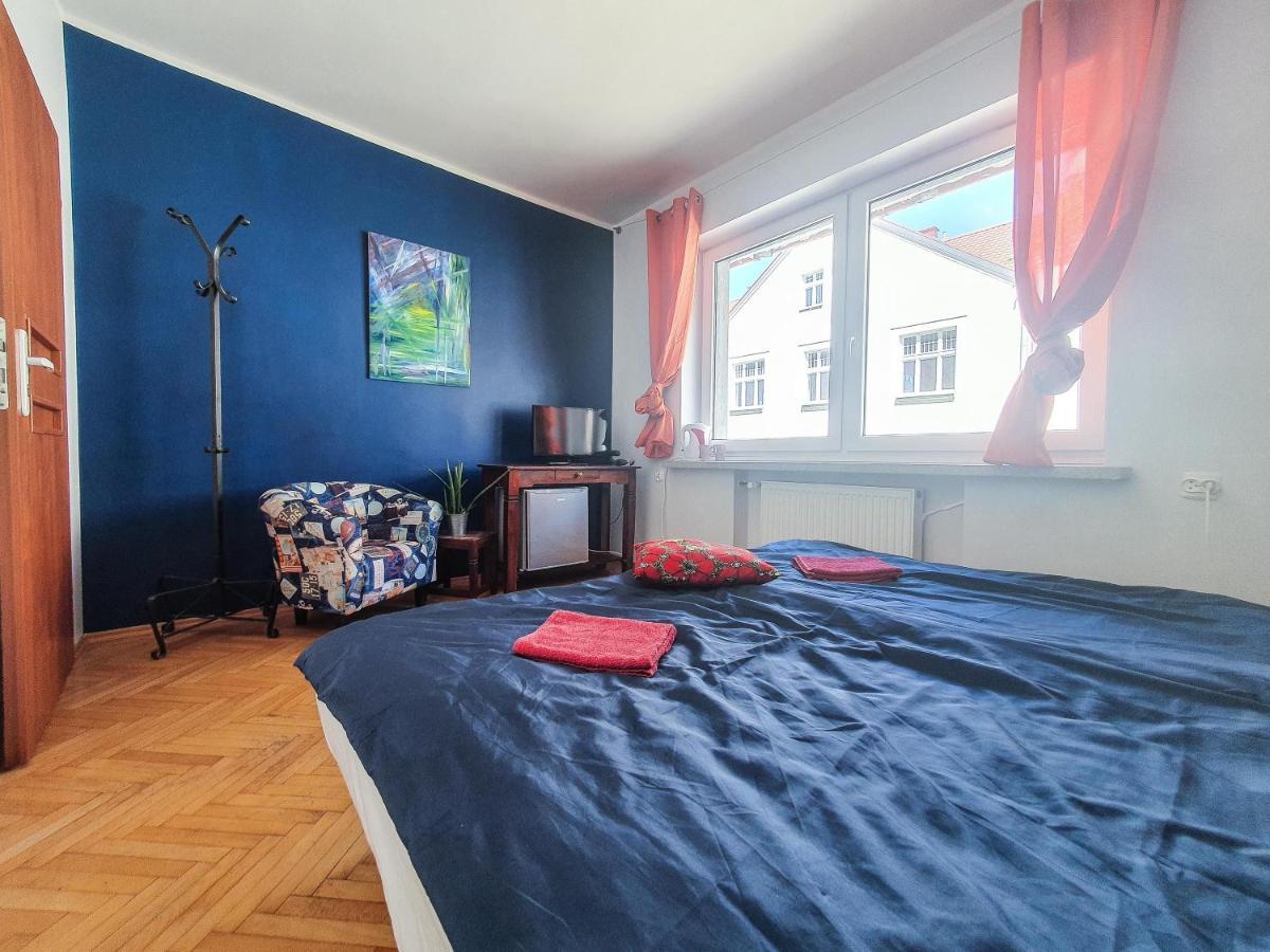 Hostel Mazurska 8A ออลชติน ภายนอก รูปภาพ