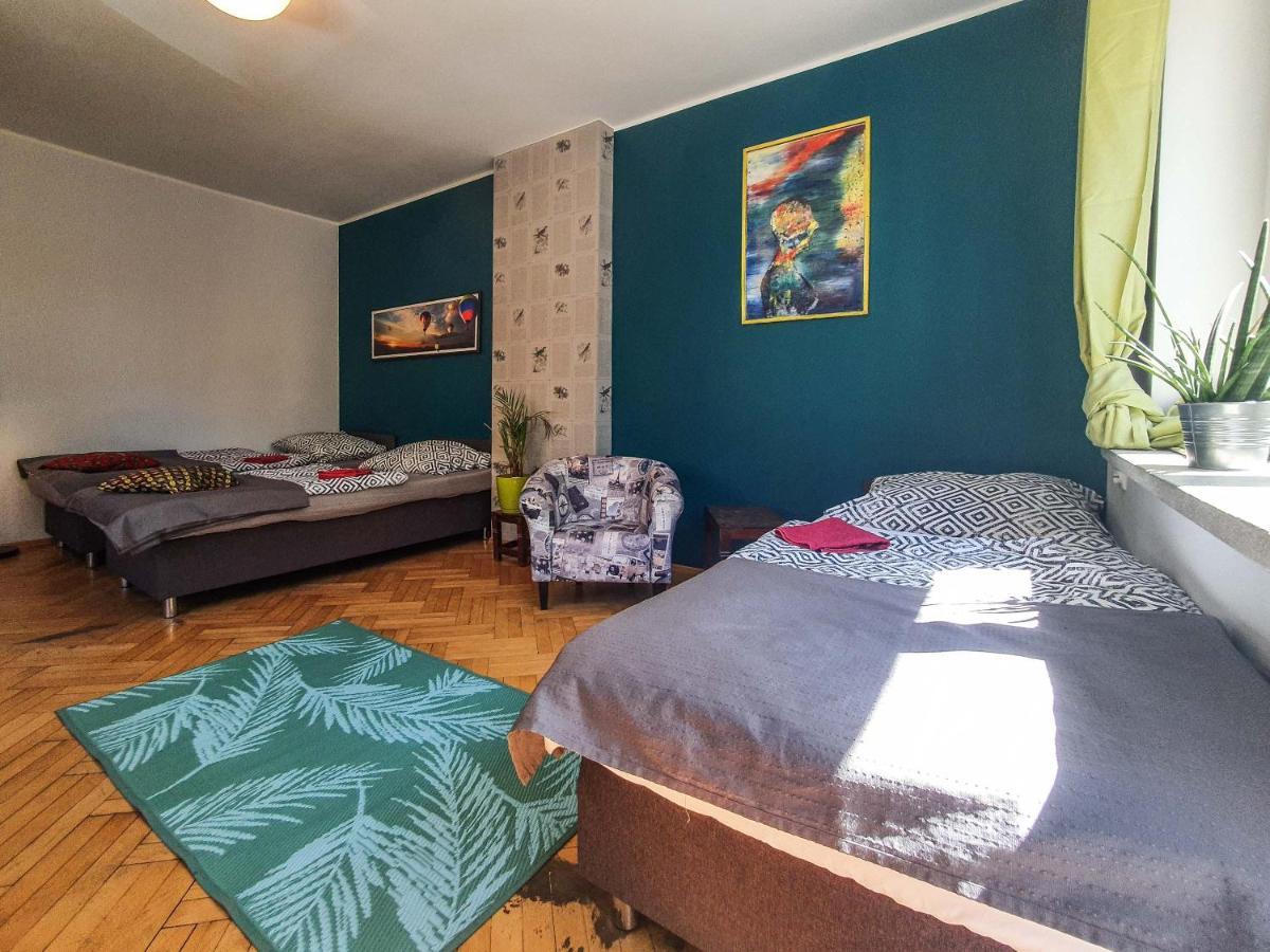 Hostel Mazurska 8A ออลชติน ภายนอก รูปภาพ