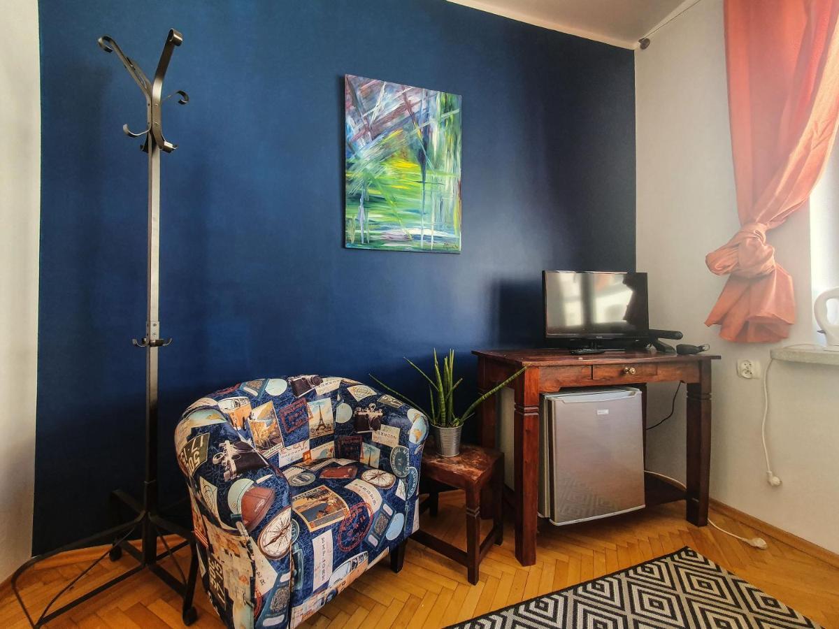 Hostel Mazurska 8A ออลชติน ภายนอก รูปภาพ