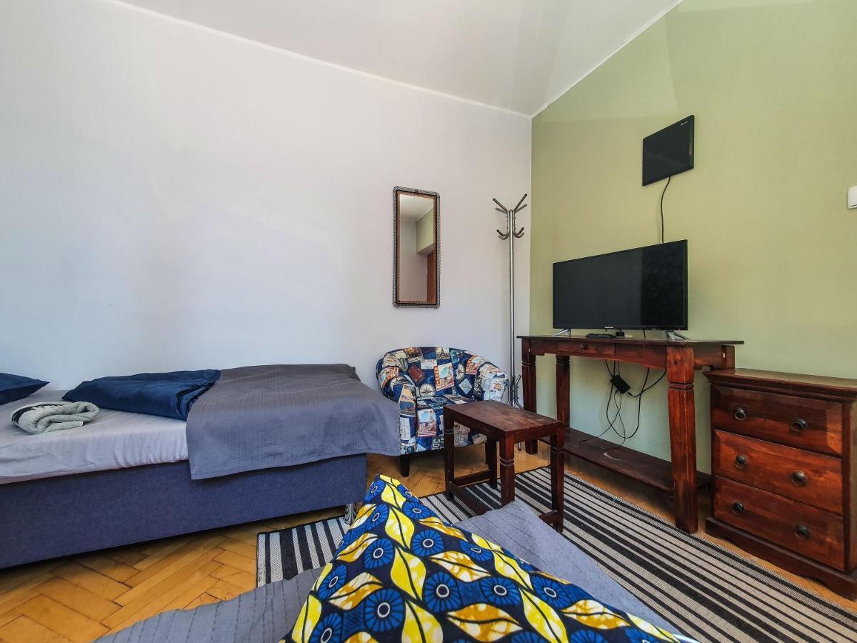 Hostel Mazurska 8A ออลชติน ภายนอก รูปภาพ