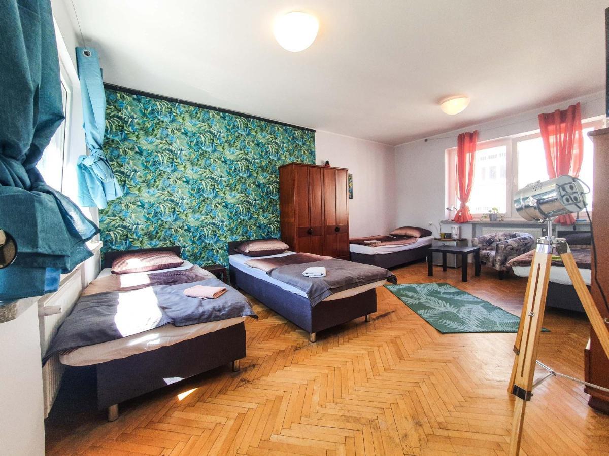 Hostel Mazurska 8A ออลชติน ภายนอก รูปภาพ