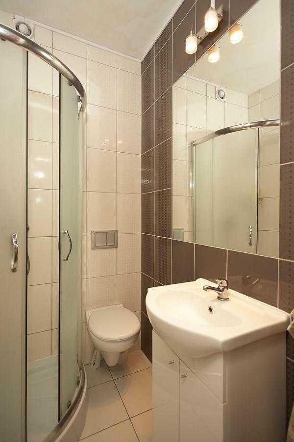 Hostel Mazurska 8A ออลชติน ภายนอก รูปภาพ